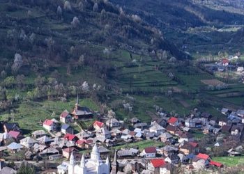 Program special de slujbe la Parohia Ortodoxă din Botiza în Săptămâna Patimilor