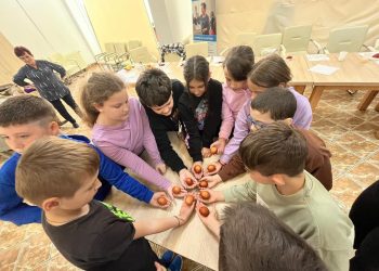 Comunitate fără bariere: copii și seniori, împreună într-o atmosferă de sărbătoare