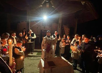 Galerie foto: Praznicul Învierii Domnului la Parohia Ortodoxă „Sf. Ierarh Nicolae” Glod – Maramureș