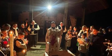 Galerie foto: Praznicul Învierii Domnului la Parohia Ortodoxă „Sf. Ierarh Nicolae” Glod – Maramureș