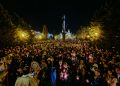 Lumina Învierii a adunat mii de oameni la Cluj, în slujba oficiată de Andrei Andreicuț