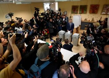 Magyar pornește tare de tot! I-a cerut președintelui Ungariei și altor înalți funcționari să demisioneze imediat! Cei care nu demisionează vor fi demiși…