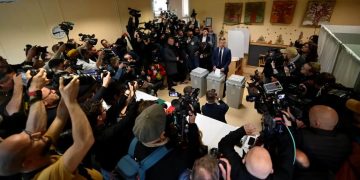 Magyar pornește tare de tot! I-a cerut președintelui Ungariei și altor înalți funcționari să demisioneze imediat! Cei care nu demisionează vor fi demiși…