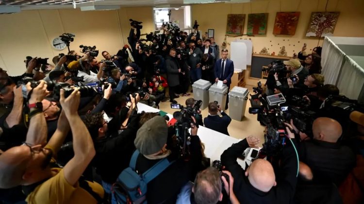 Magyar pornește tare de tot! I-a cerut președintelui Ungariei și altor înalți funcționari să demisioneze imediat! Cei care nu demisionează vor fi demiși…