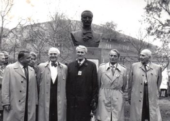 Omagiu lui Iuliu Maniu la Bădăcin – Ceremonie emoționantă în prezența lui Corneliu Coposu și Ioan Rațiu