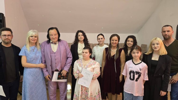 Emoție și conexiune la Centrul CASPEV din Baia Mare: seniorii, în prim-planul unui eveniment special