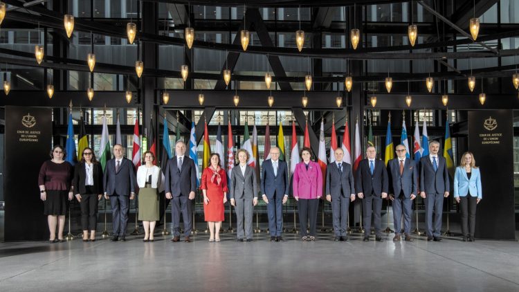 Dialog judiciar european: prima vizită bilaterală a CCR la CJUE