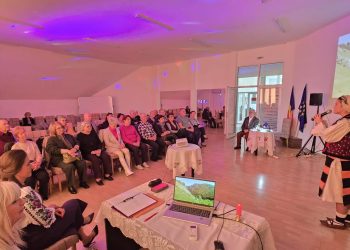 Seniorii băimăreni, reuniți la o întâlnire despre folclor și identitate