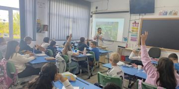 Elevii din Baia Mare, informați cum să se protejeze de mușcăturile de căpușă