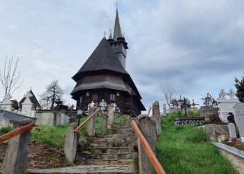 Budești, satul unde tradiția prinde viață: biserica de lemn și legenda lui Pintea Viteazul