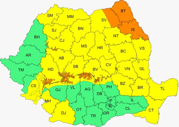 Final de aprilie cu vreme de iarnă în Maramureș – Ninsori la munte și rafale de până la 70 km/h