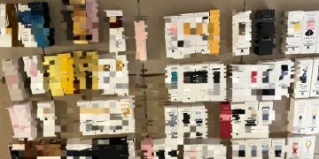 Bunuri susceptibile a fi contrafăcute, ridicate în urma perchezițiilor la Sighetu Marmației, Săcel și Valea Chioarului