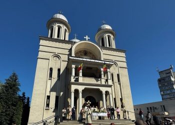 Credincioșii, invitați la slujba prilejuită de cel de-al doilea hram al Bisericii „Soborul Sfinților 12 Apostoli”