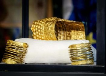 Coiful de la Coțofenești și două brățări dacice ajung astăzi în România, la 14 luni după jaful de la Muzeul Drents