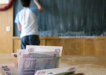 Proiect blocat în Parlament: bursele olimpicilor și plata profesorilor, amânate de 23 de ori de către PSD