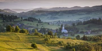 Lansare de carte la poale de Țibleș: „Planul ascuns al sorții” – un nou roman semnat de Elena Miholca