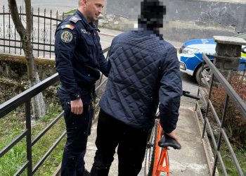 Polițiștii din Cavnic au găsit o bicicletă furată și au returnat-o proprietarului