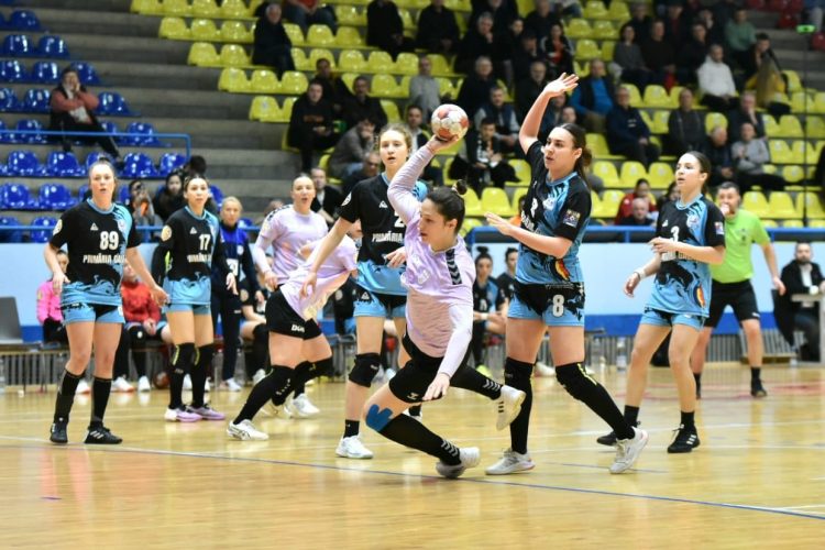 Handbal. Liga Florilor. Sâmbătă, CS Minaur Baia Mare, derby cu Râmnicu Vâlcea pentru un loc european