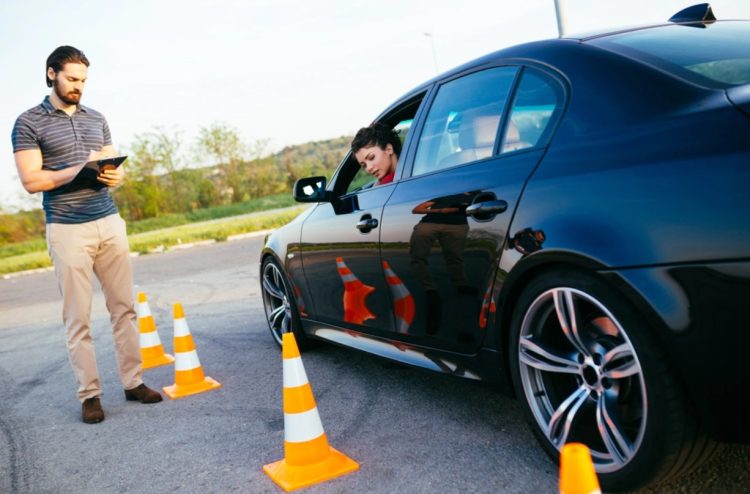 Proba în poligon ar putea reveni la examenul auto: schimbare majoră pentru viitorii șoferi