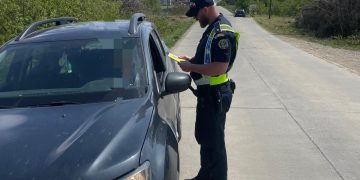 Acțiune a polițiștilor maramureșeni la trecerile la nivel cu calea ferată – 100 de sancțiuni aplicate