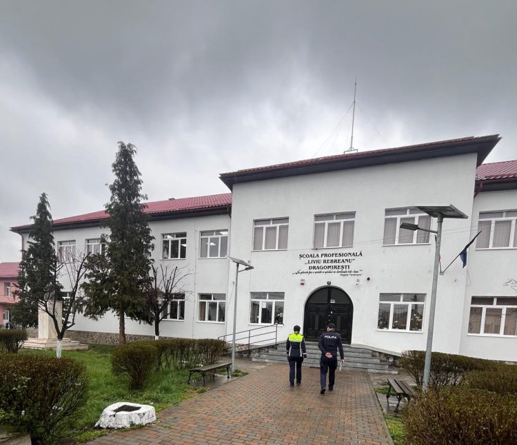 Elevii din Dragomirești, informați despre siguranță și responsabilitate în trafic