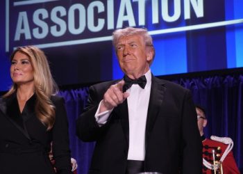 Panică la Casa Albă – Focuri de armă la dineul corespondenţilor. Donald şi Melania Trump, evacuaţi