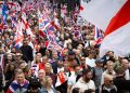 Tensiuni la Londra: Zeci de mii de naționaliști protestează