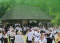 „Danț la șură” revine la Vărai pe 31 mai. Joc, muzică tradițională și voie bună la ediția a VI-a