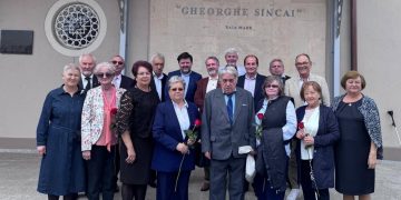 Emoție și amintiri la „Șincai” – Promoția 1976 s-a reunit după 50 de ani