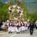 Tradiția merge mai departe la Hoteni: mii de oameni au participat la „Tânjaua Hotenarilor”. GALERIE FOTO