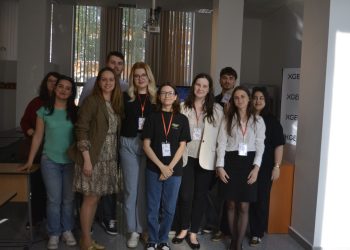 Studenții de la Științele Comunicării Baia Mare au participat la conferința interdisciplinară XGen 2026