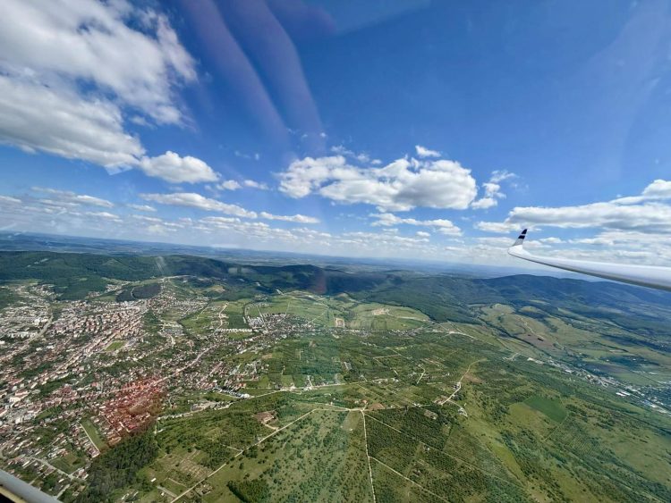 Performanță spectaculoasă pentru sportivii Aeroclubului Teritorial „Alexandru Papană” Baia Mare