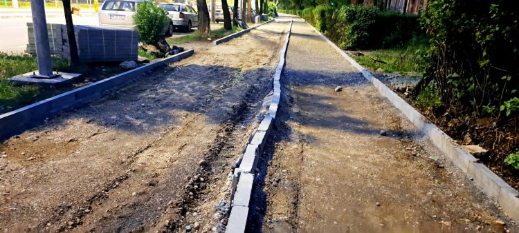 Lucrări de tot râsul pe un bulevard din Baia Mare. Primăria a anunțat măsuri dure