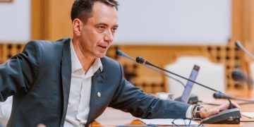 De apreciat! Liderul deputaților UDMR îi cere demisia de urgență ministrului Culturii, tot UDMR-ist