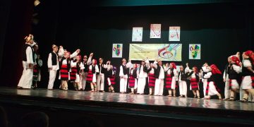 Premiul I pentru Ansamblul „Hori și Joc” al Palatului Copiilor Baia Mare la concursul „Magia Artelor”