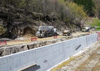 Lucrările de modernizare a drumului Valea Râului din Vișeu de Sus intră într-o etapă importantă