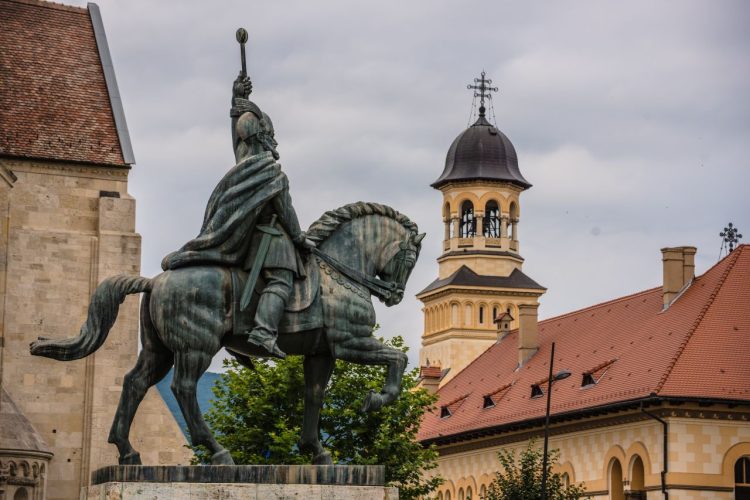 426 de ani de la momentul în care Mihai Viteazul s-a intitulat „domn al Țării Românești, Ardealului și Moldovei”