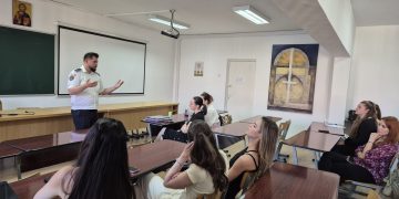 Studenții de la Centrul Universitar Nord Baia Mare, informați despre prevenirea infracțiunilor sexuale
