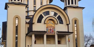Hram la Parohia ortodoxă „Înălțarea Domnului” din Baia Mare. Va sluji Preasfințitul Părinte Timotei Sătmăreanul