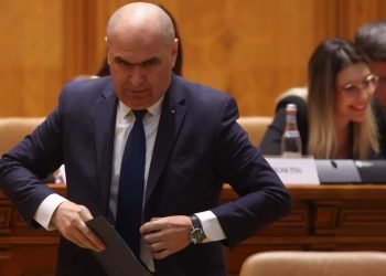 Moțiunea de cenzură PSD – AUR a fost adoptată cu 281 de voturi pentru, Guvernul Ilie Bolojan a căzut
