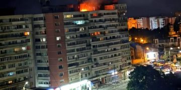 O dronă s-a prăbușit peste un bloc din Galați. Primul incident de acest fel din România