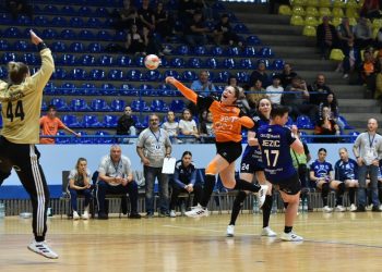 HANDBAL: O nouă înfrângere – antrenorii de la feminin pleacă