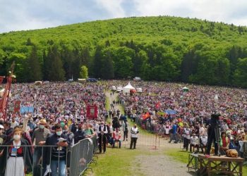 Sâmbătă, 23 mai, Șumuleu Ciuc devine centrul celui mai mare pelerinaj catolic din Europa
