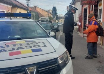 Șoc la Mireșu Mare: Un bărbat a mers complet dezbrăcat pe stradă. Poliția a deschis dosar penal