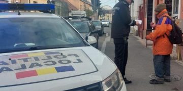 Șoc la Mireșu Mare: Un bărbat a mers complet dezbrăcat pe stradă. Poliția a deschis dosar penal