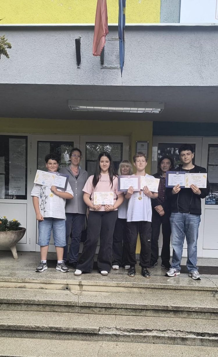 Premii și rezultate remarcabile pentru elevii Colegiului de Arte Baia Mare la Concursul Național „Lira de Aur”