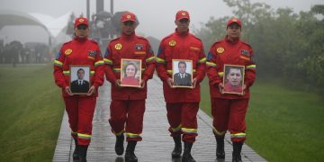 10 ani de la tragedia aviatică SMURD din Republica Moldova. Eroii căzuți la datorie, comemorați cu respect și recunoștință