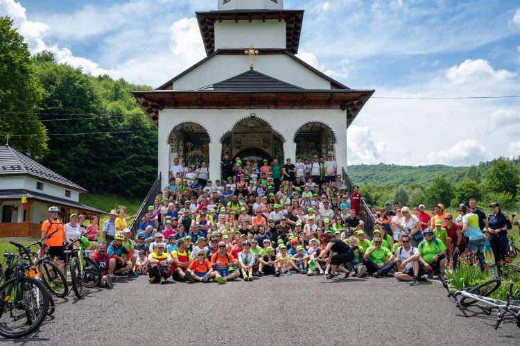 Pe bicicletă prin Maramureș: aventură, tradiții și gusturi de odinioară