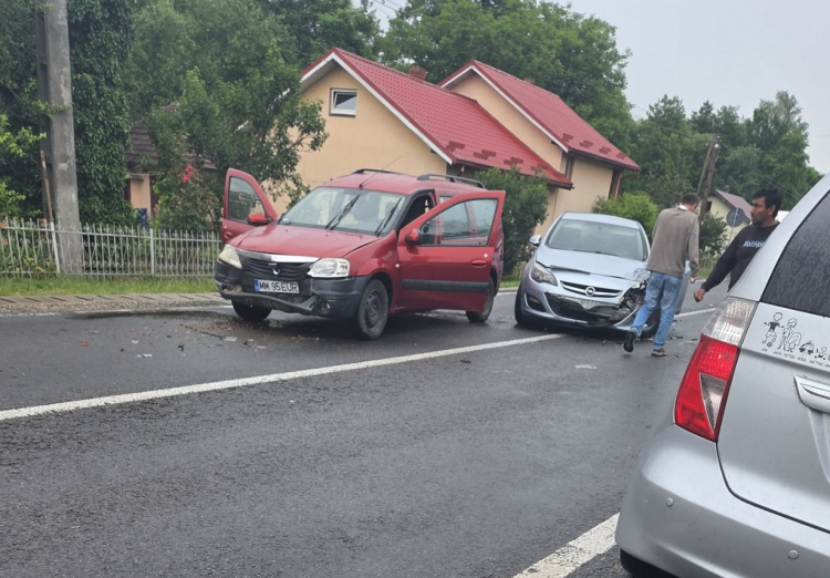 Accident rutier pe DN 1C, în Bușag. Traficul este blocat în zonă