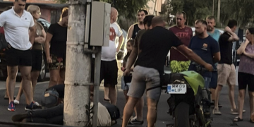 Grav accident cu doi motocicliști în Baia Sprie. Unul dintre ei a fost proiectat într-un indicator rutier